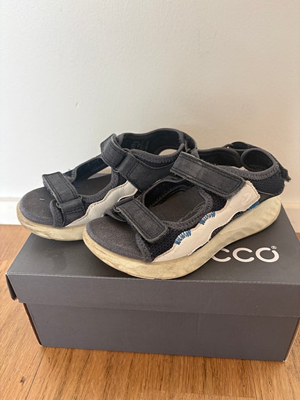 Ecco sandaalit, 27