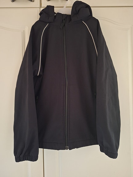 Name It musta softshell-takki, 140