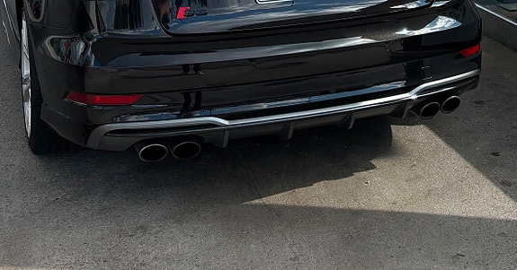 Audi S3 takapuskurin diffuusori