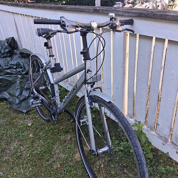 Nishiki city hybridi 351 pyörä