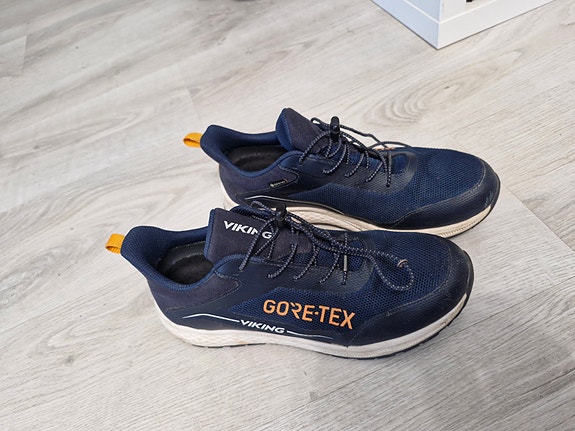 Viking GoreTex-lenkkarit koko 38