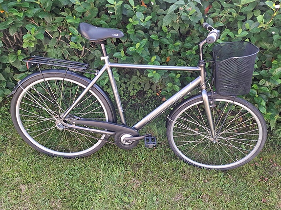 Helkama Kulkuri 28" 3 vaihteinen