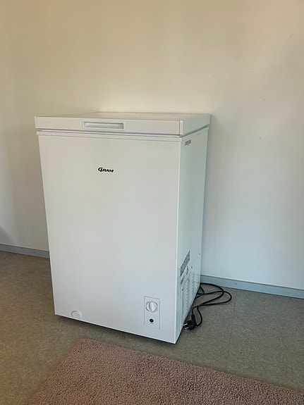 Gram arkkupakastin 100 l
