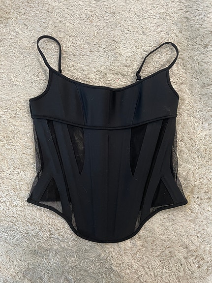 H&M x Mugler musta korsetti toppi
