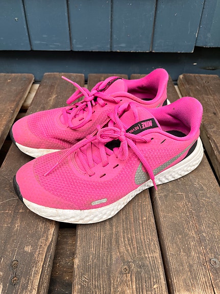 Nike Revolution lenkkarit 36.5