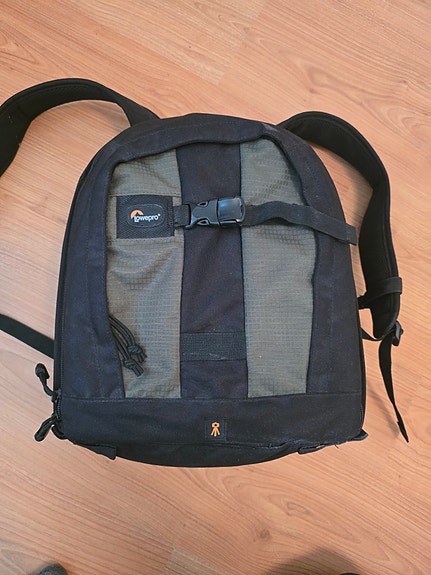Lowepro kamerareppu (medium)