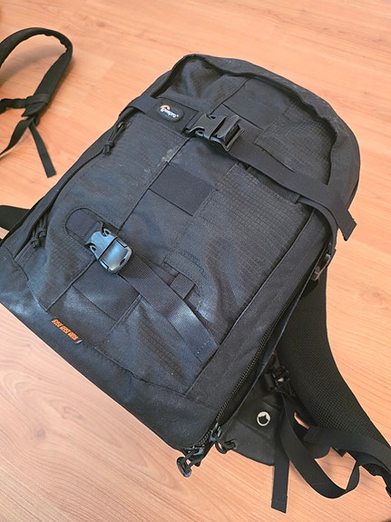 Lowepro-kamerareppu (large)