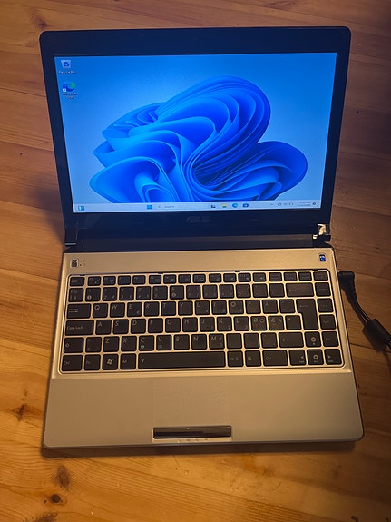 Asus core i3 kevyt ja ohut