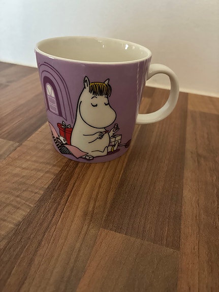Niiskuneiti muumimuki