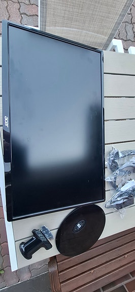 Acer 27" näyttö