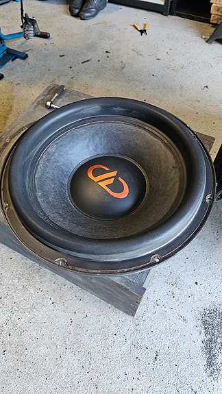 DD Audio Redline 15" subwoofer