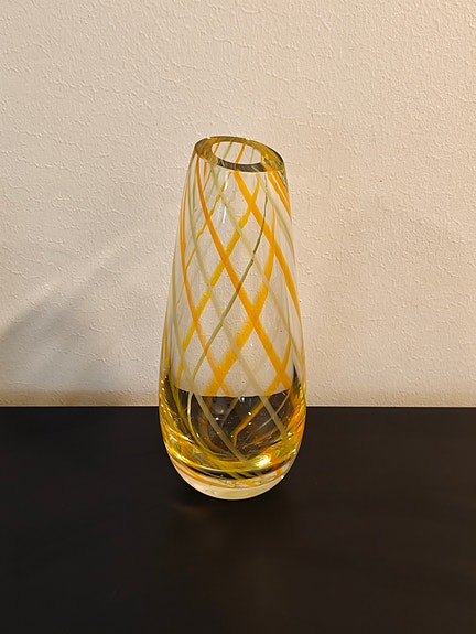 Taidelasi lasimaljakko, mahdollinen Murano, maljakko