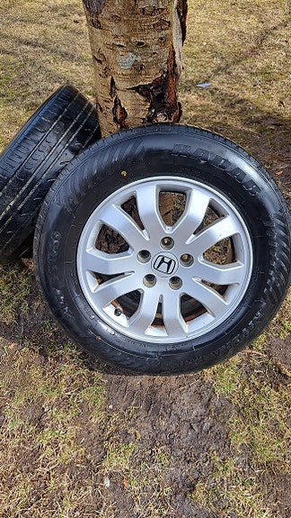 Hondan kesärenkaat vanteilla