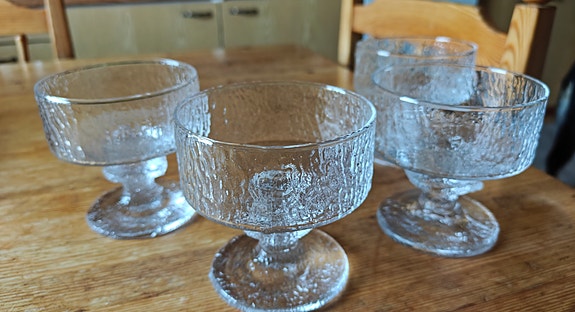 Iittala Senaattori jälkiruokamaljat 4 kpl (Timo Sarpaneva)