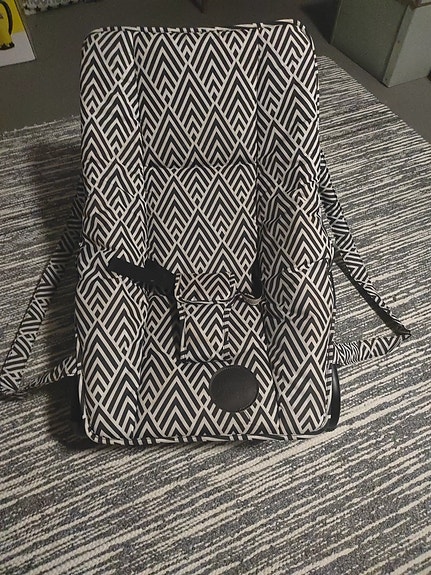 Myydään babysitteri