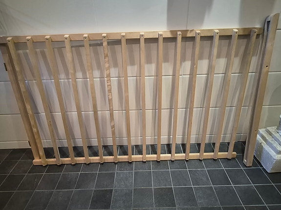 Turvaportti puinen 120cm