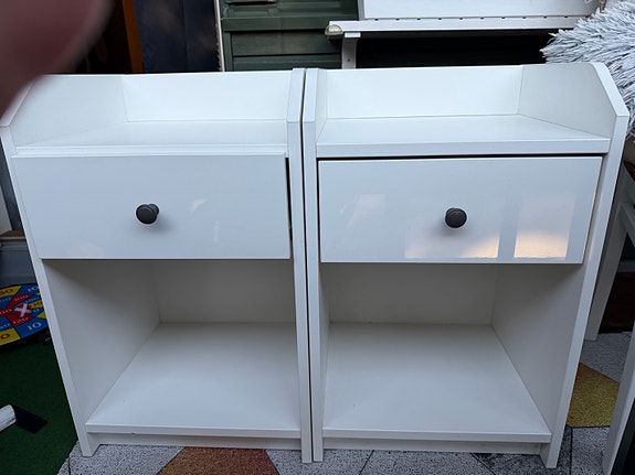 Ikea Hauga yöpöydän 40*36*63cm