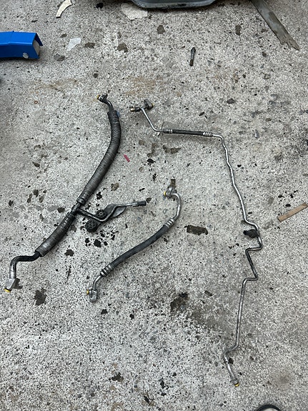 Bmw e60 530d Ilmastoinnin putket