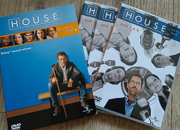 House-sarjan 1. kausi, DVD