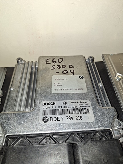 Bmw E60 530d -04vm:n ECU