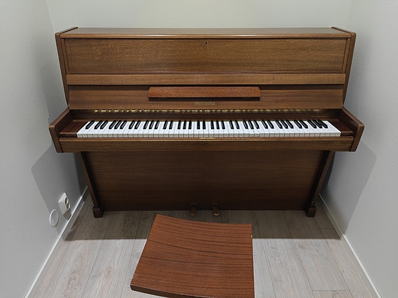 Piano Fritz Kuhla