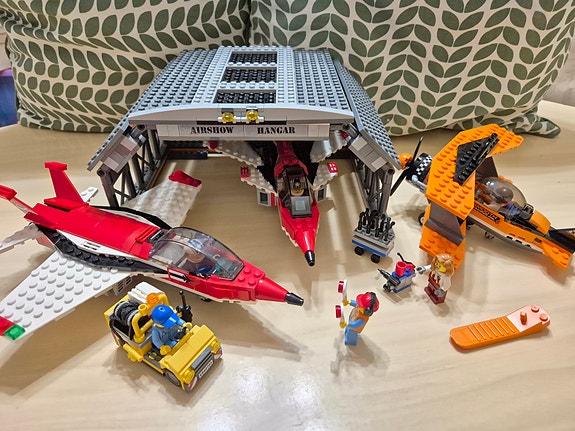Lego City 60103 Lentokentän lentonäytös