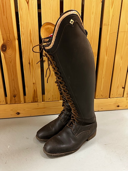 Product image 1 of 10