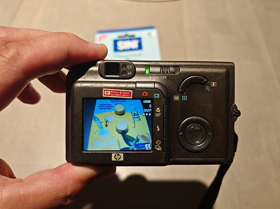 HP photosmart R-717 retro digikamera