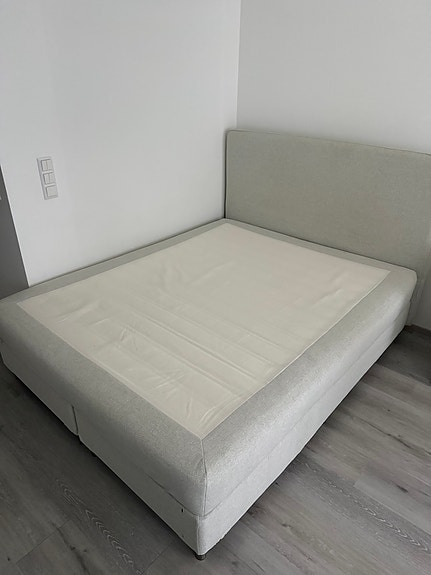 IKEA DUNVIK -jenkkisänky 160 × 200 cm ja sängynpääty