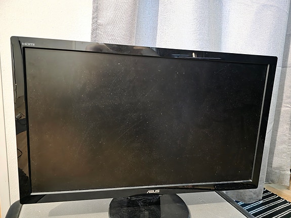 Asus 24" näyttö