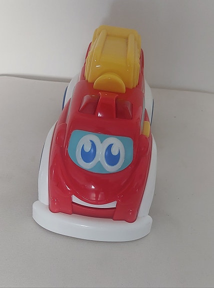 Fisher-Price lelu paloauto valoilla
