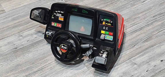 Tomy Turnin' Turbo Dashboard (1983) – Retro korjattavaksi / varaosiksi