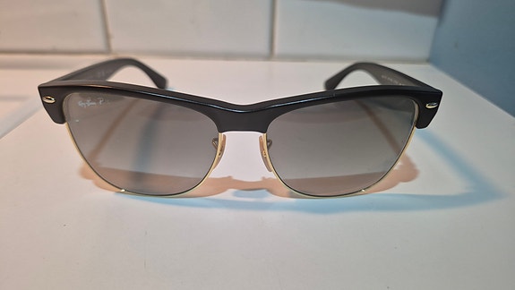 Polarisoidut Ray-Ban Clubmaster Oversized aurinkolasit