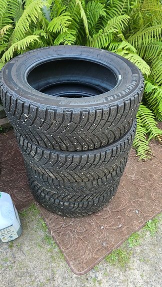 205/60R16 nastarenkaat