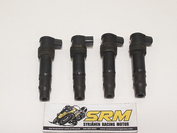 SUZUKI GSX-R 750 Sytytyspuolat 4kpl Denso 129700-3440