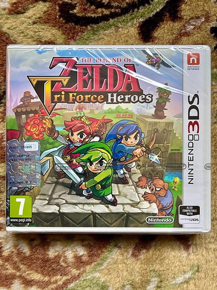 The Legend of Zelda: Tri Force Heroes (Nintendo 3DS - PAL) * uusi / avaamaton