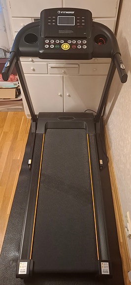 Vähän käytetty Nordfit Sprint 150 Juoksumatto