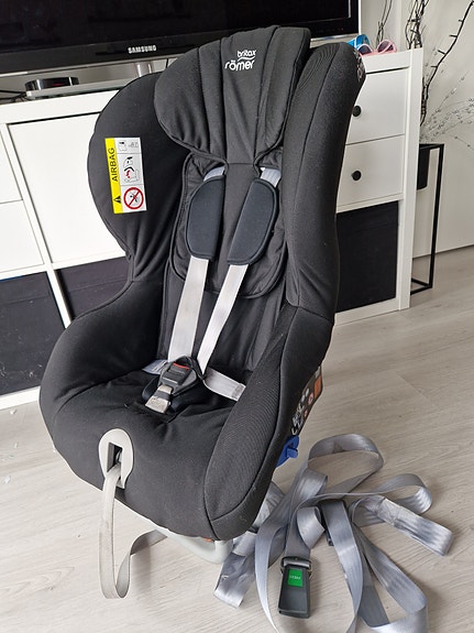 Britax römer max-way, sms istuin, vyökiinnityksellä