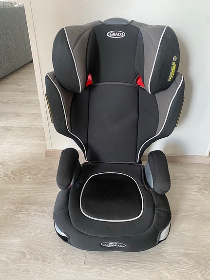 Graco istuinkoroke koko 36 musta/harmaa
