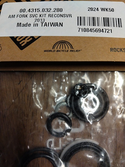 Rockshox tiivistesarja, Recon