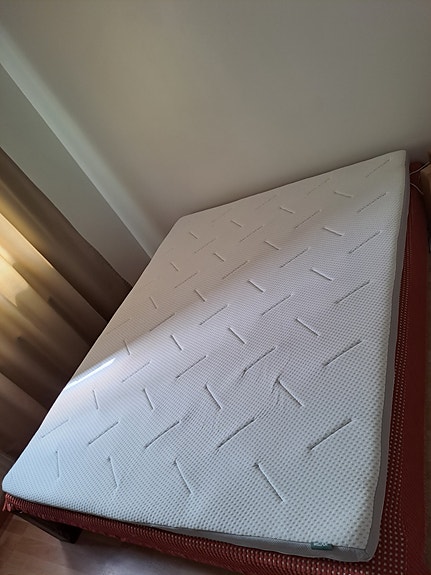 Myydään wellpur patja 160x200