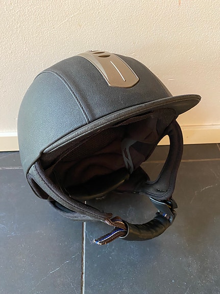 Wembley ratsastuskypärä 56-58cm