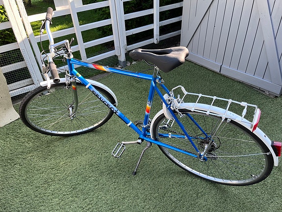 Peugeot Paris 28 tuumaa
