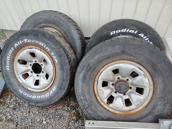 Hiace & hilux vanteet
