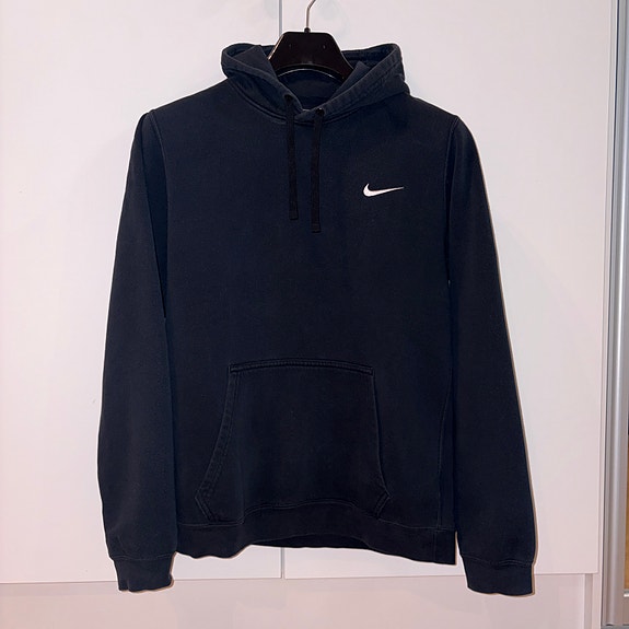Nike huppari