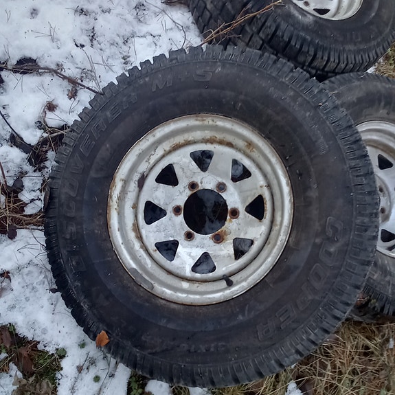 Cooper 31x10.5r15