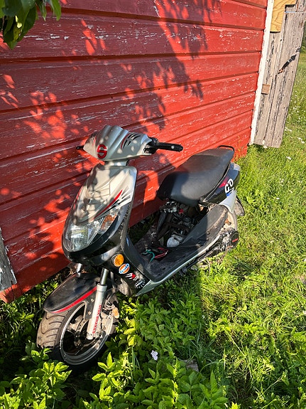 Skootteri projekti / varaosiksi