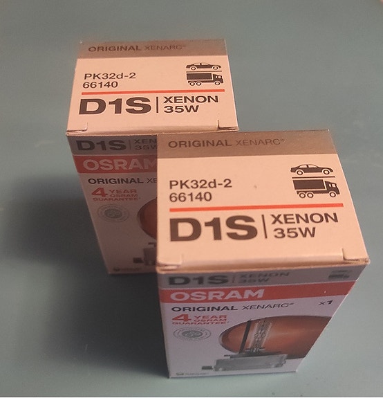 Osram D1S Xenon 35W ajovalopolttimot 2 kpl Uudet. Valmistettu Saksassa.