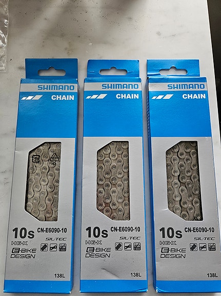 Shimano CN-E6090 10-v sähköpyörän ketju 138 lenkkiä