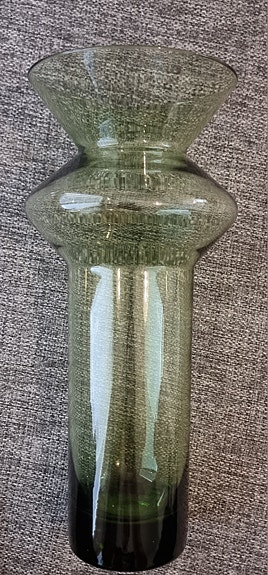 Helena Tynell Vihreä Hyrrä-maljakko 23,5cm